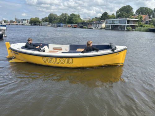 Huur de Jottum Reddingssloep (10 pers.)