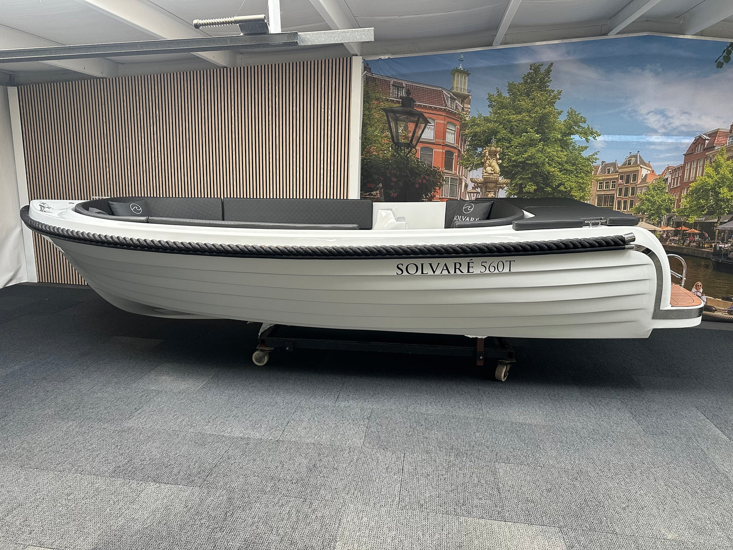 Solvaré 560 Tender