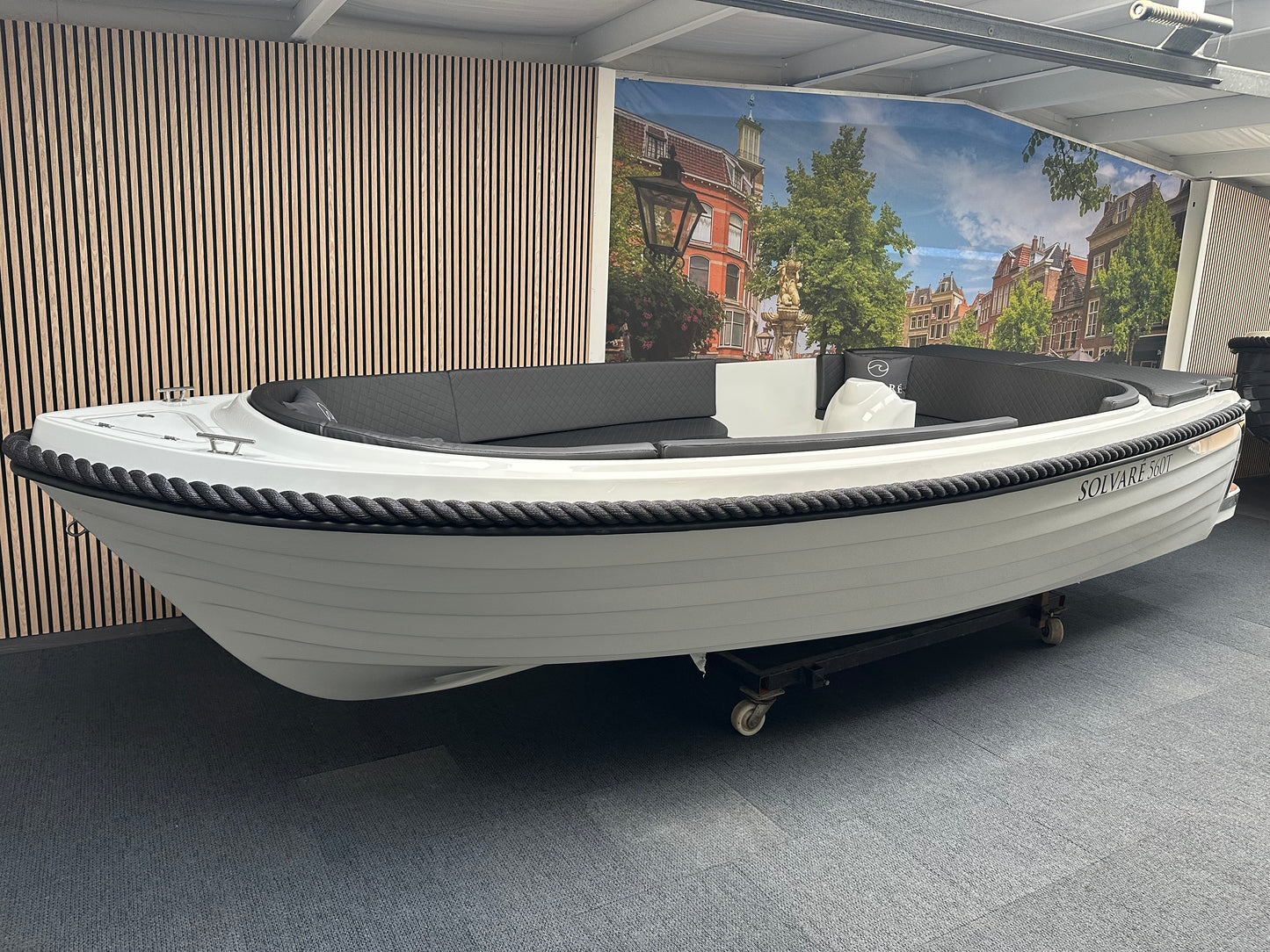 Solvaré 560 Tender