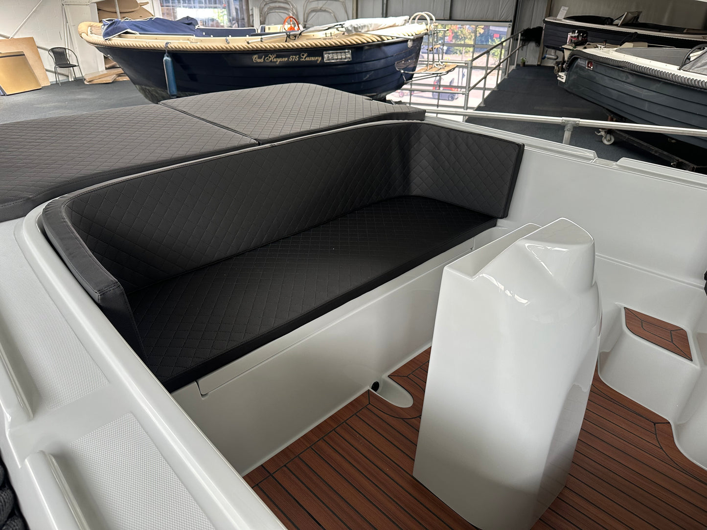 Solvaré 590 Tender