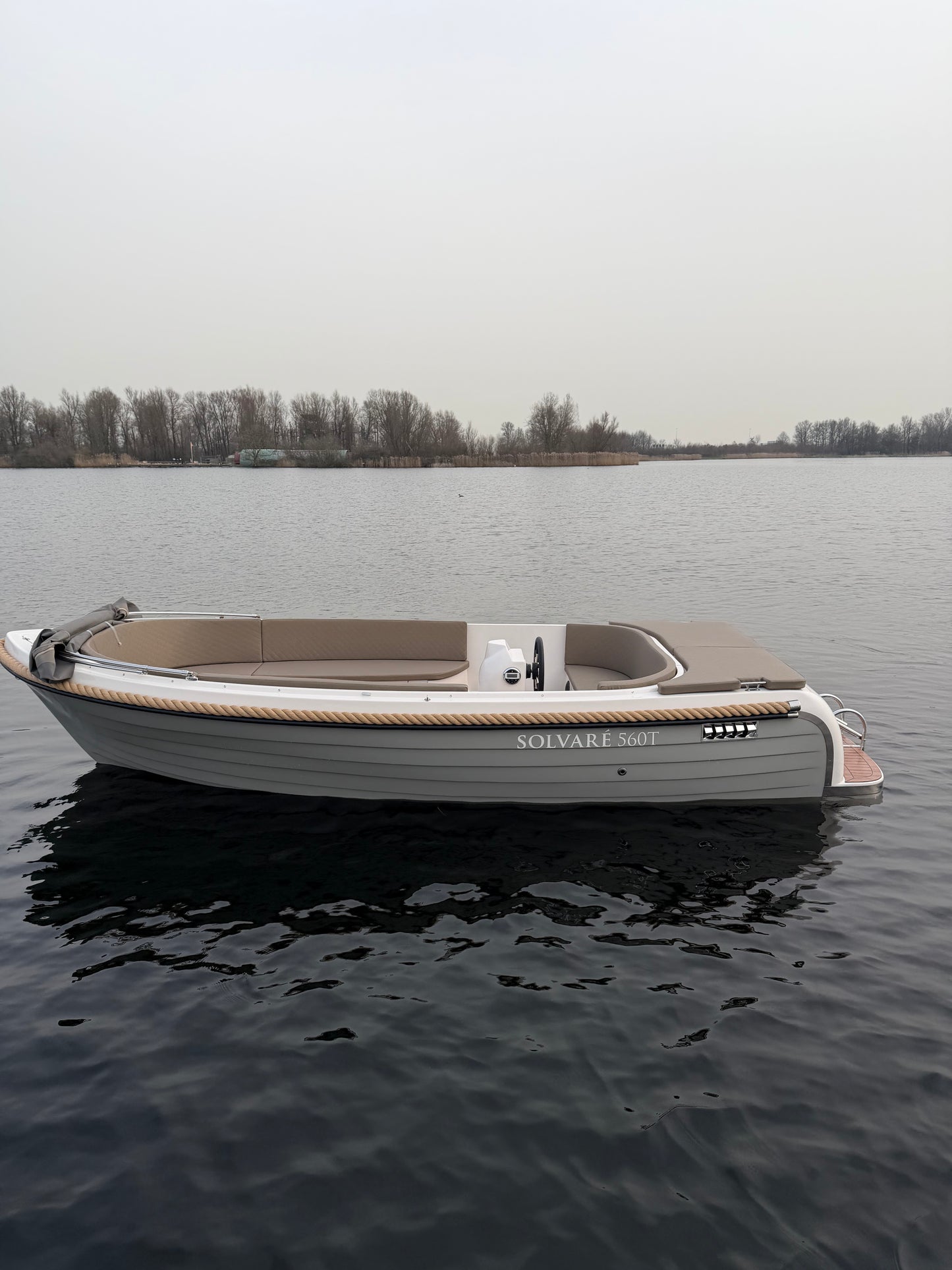 Solvaré 560 Tender