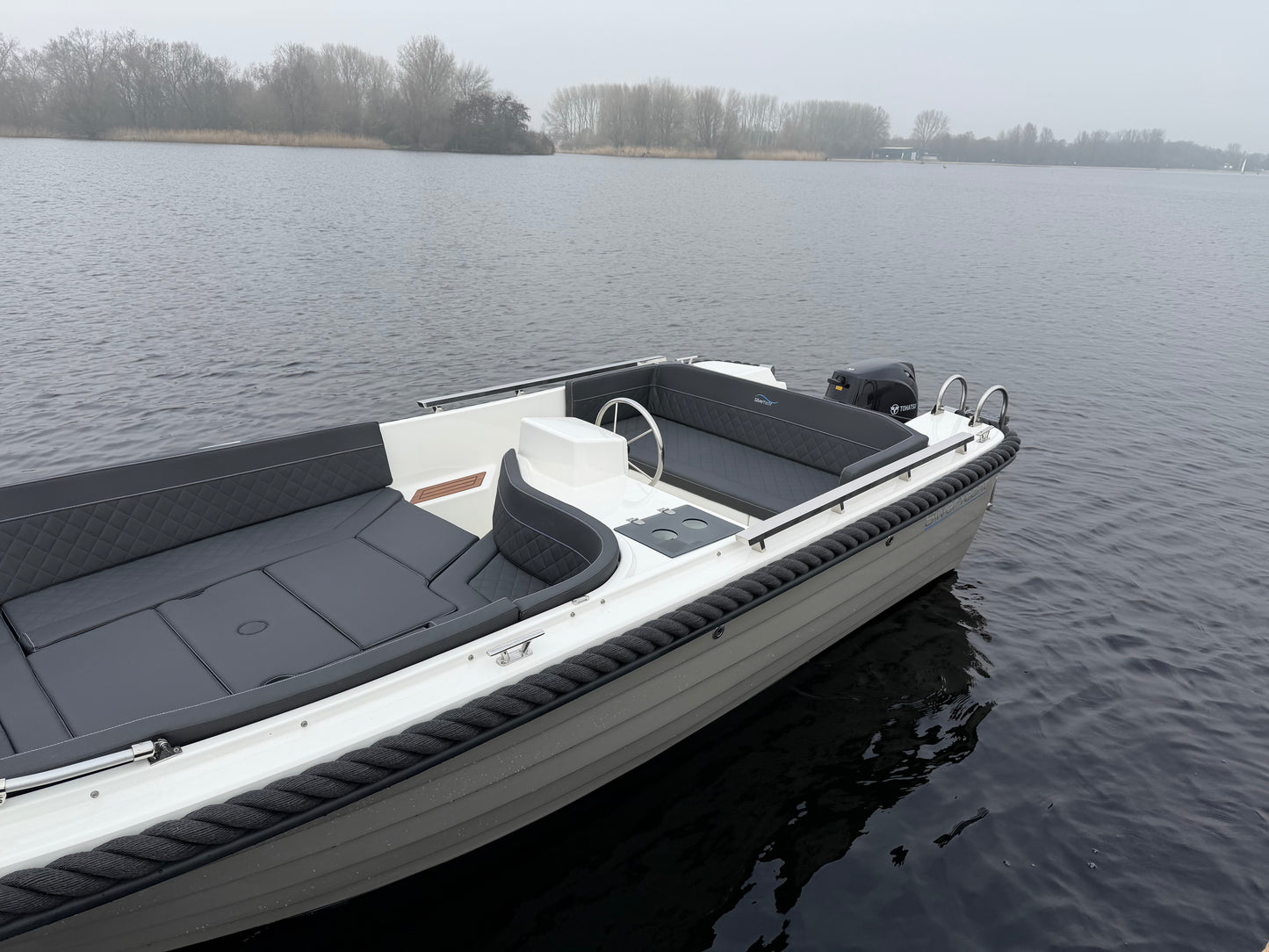 Silveryacht 525