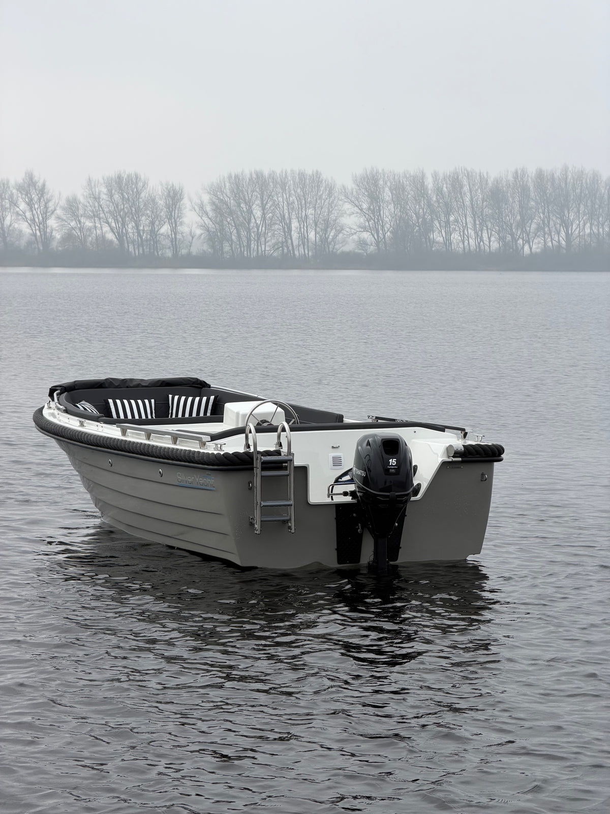 Silveryacht 525