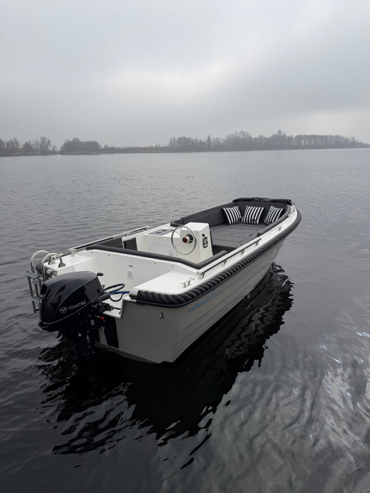 Silveryacht 525