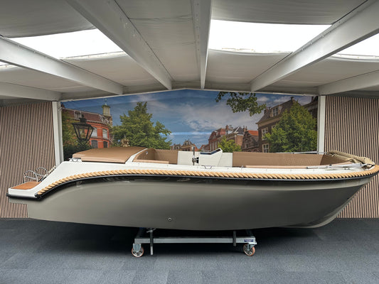 Silveryacht 655 Tender | Tot 50 pk | 6/8 pers
