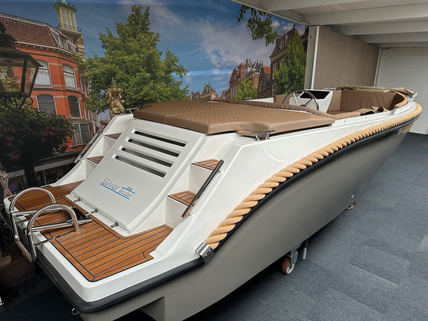 Silveryacht 655 Tender | Tot 50 pk | 6/8 pers