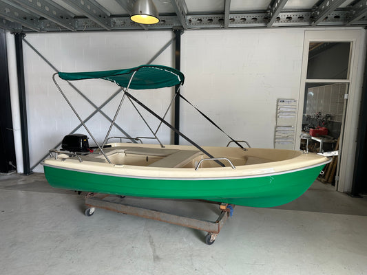 Groene console boot met nieuwe Tohatsu 5pk | Direct leverbaar