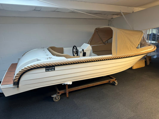 Royal Ruyter 530 | overjarig showmodel | €1.000 euro korting