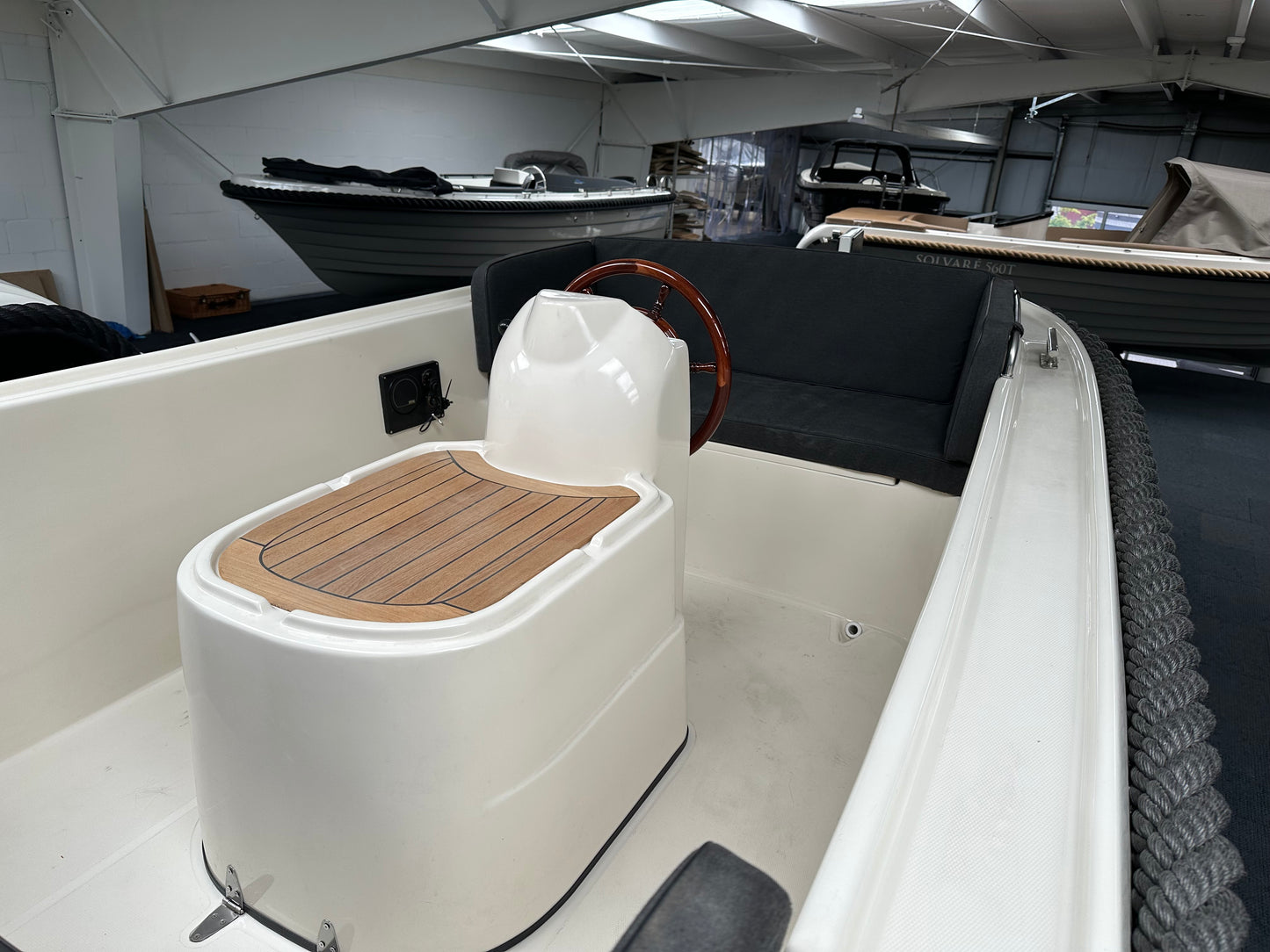 Lago Amore 590 Diesel