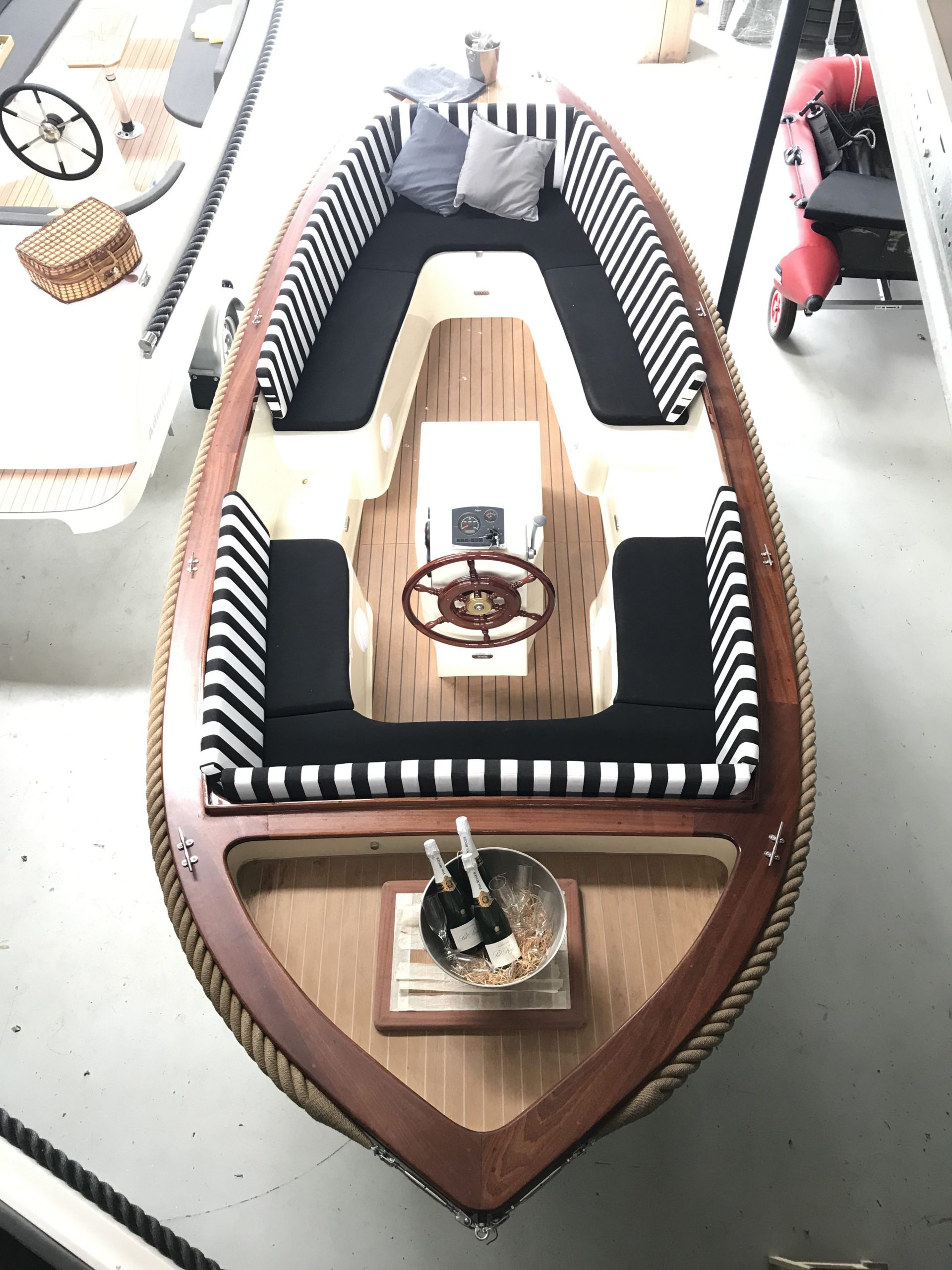 Royal Ruyter 590